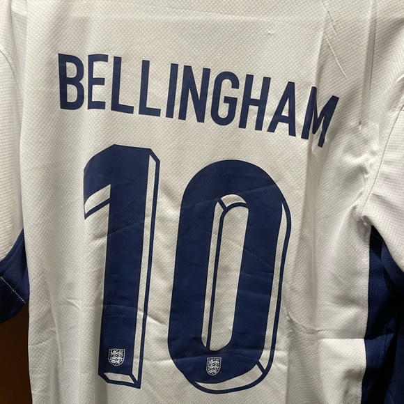 BELLINGHAM #10 England Home Jersey EURO 2024 - Picture 2 of 5